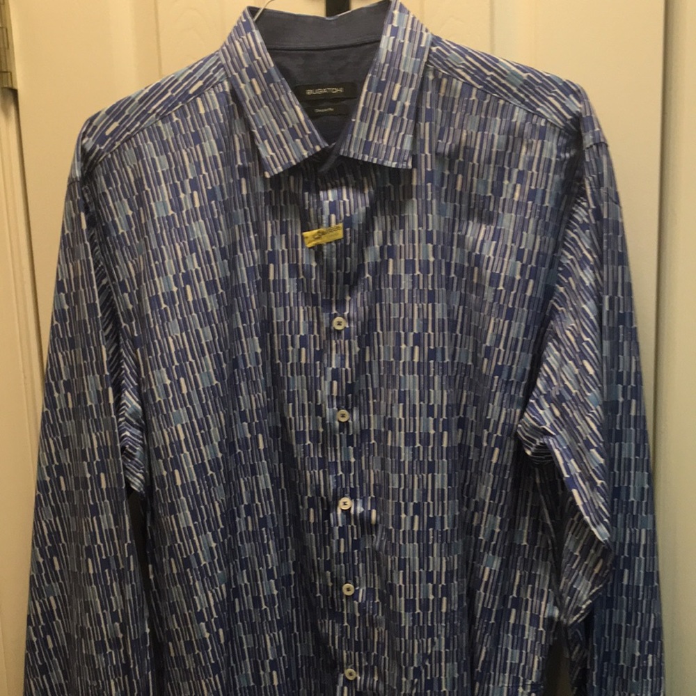 Beautiful Blue Bugatchi casual dress shirt